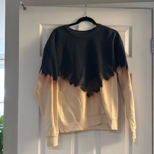 Ombré tie dye crew neck